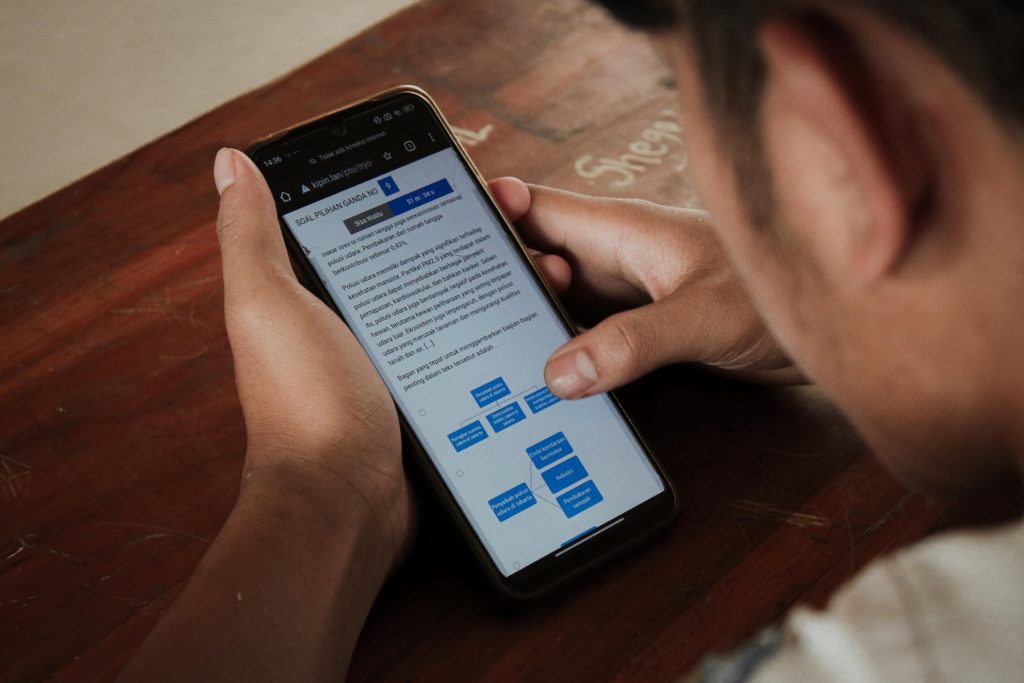 Siap TKA 2025, SMA Negeri 1 Lumbang Gunakan Kipin untuk Latihan Soal Digital Tanpa Internet