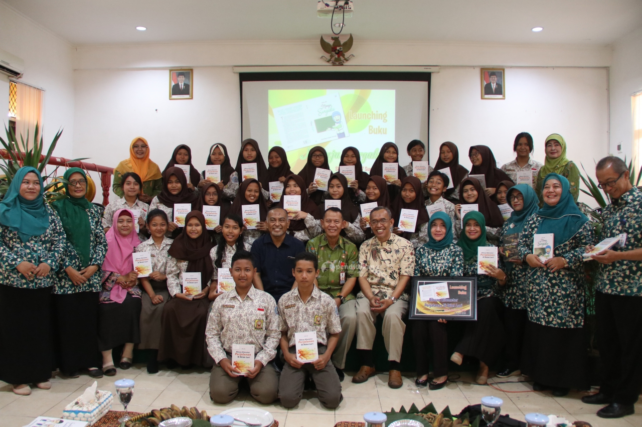 Launching Buku Literasi dan Sosialisasi Tryout Online SMPN 17 Surabaya