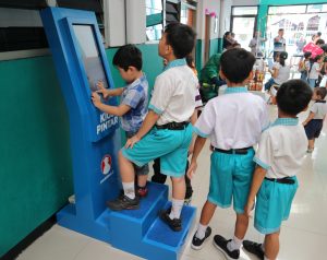 siswa TK-SD Gracia Surabaya belajar asyik dengan KIPIN