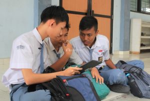 sma unggulan di surabaya, sekolah pendidikan karakter
