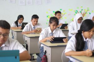 digitalisasi sekolah, sma swasta unggulan di surabaya